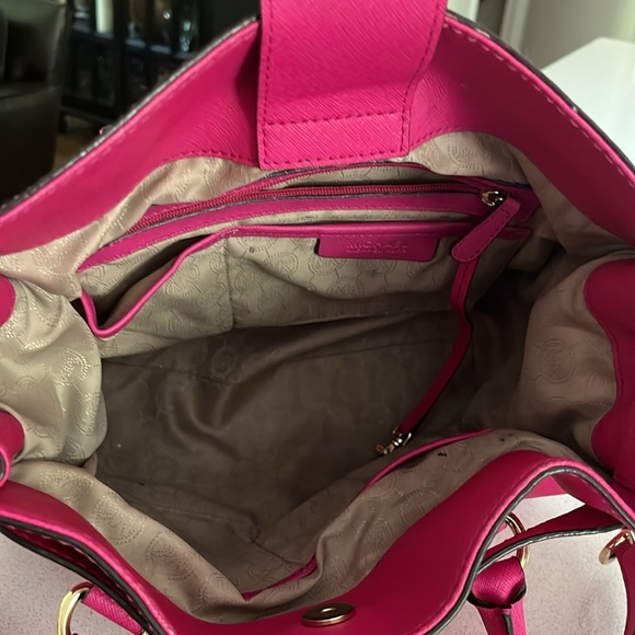Authentic MK Bright Pink Purse - Picture 6 of 7